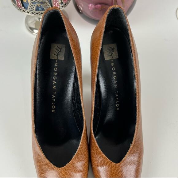 Morgan Taylor Leather Heels Size 7.5M - Picture 3 of 12